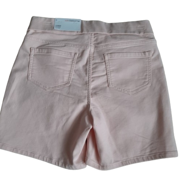 NWT 🍑 LIZ CLAIBORNE Light Peach Mid-Rise Shorts for Women - Size: 8 - Picture 2 of 14